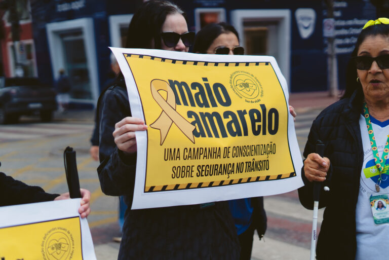 Luz da Visão realiza ação do Maio Amarelo em Itapeva/SP